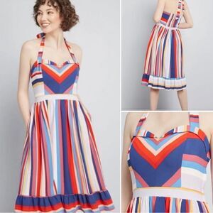 Modcloth Frequently Piquant Halter Dress Size Small